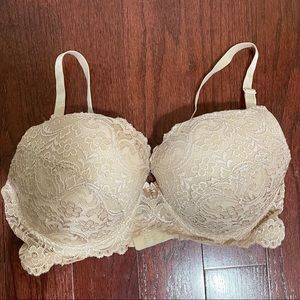 Smart & Sexy nude lace bra